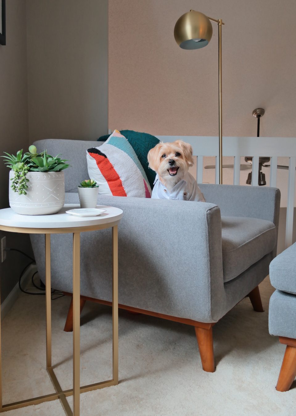 home-office-decor-chair-side-table